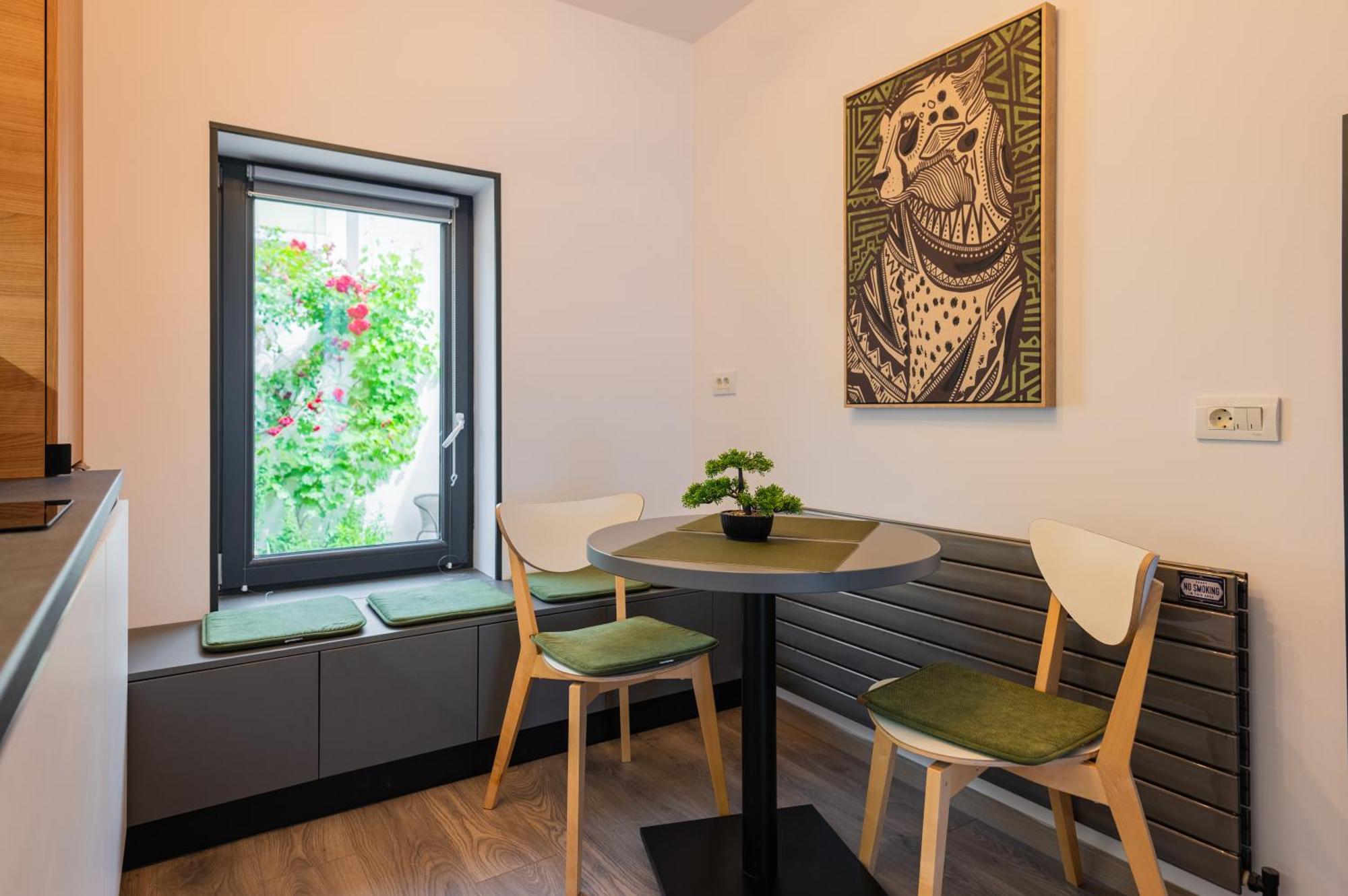 Fun House - Comfortable Stay With Garden And Near Parking Braszów Zewnętrze zdjęcie