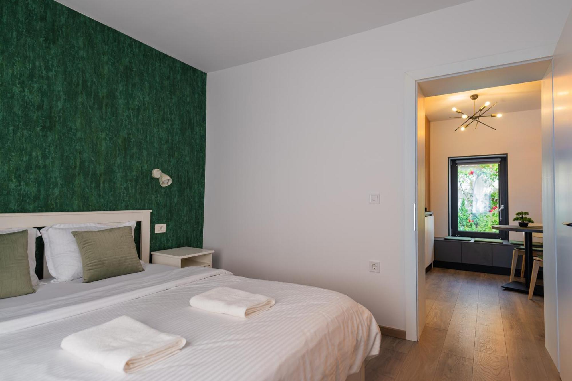 Fun House - Comfortable Stay With Garden And Near Parking Braszów Zewnętrze zdjęcie