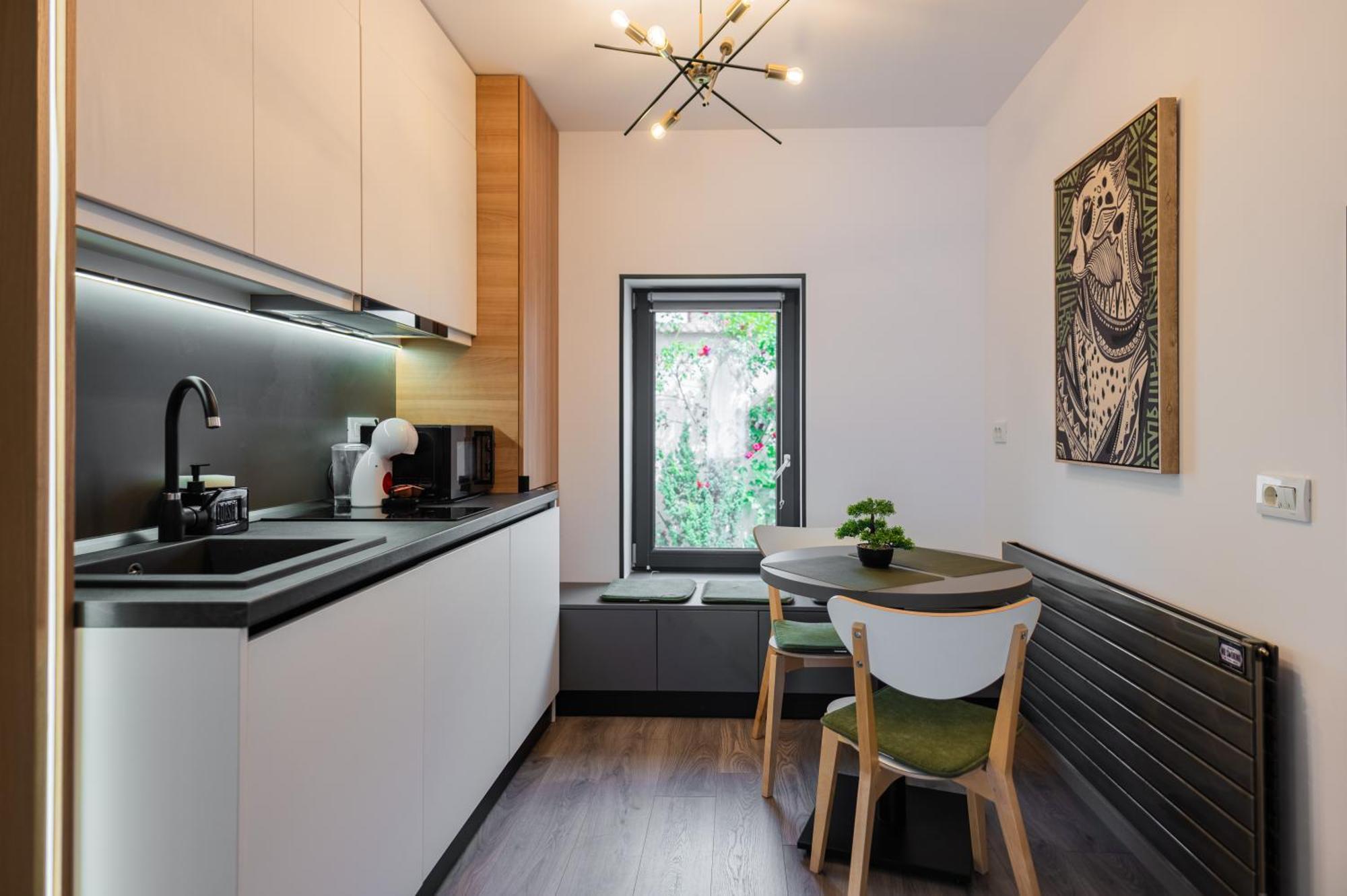 Fun House - Comfortable Stay With Garden And Near Parking Braszów Zewnętrze zdjęcie